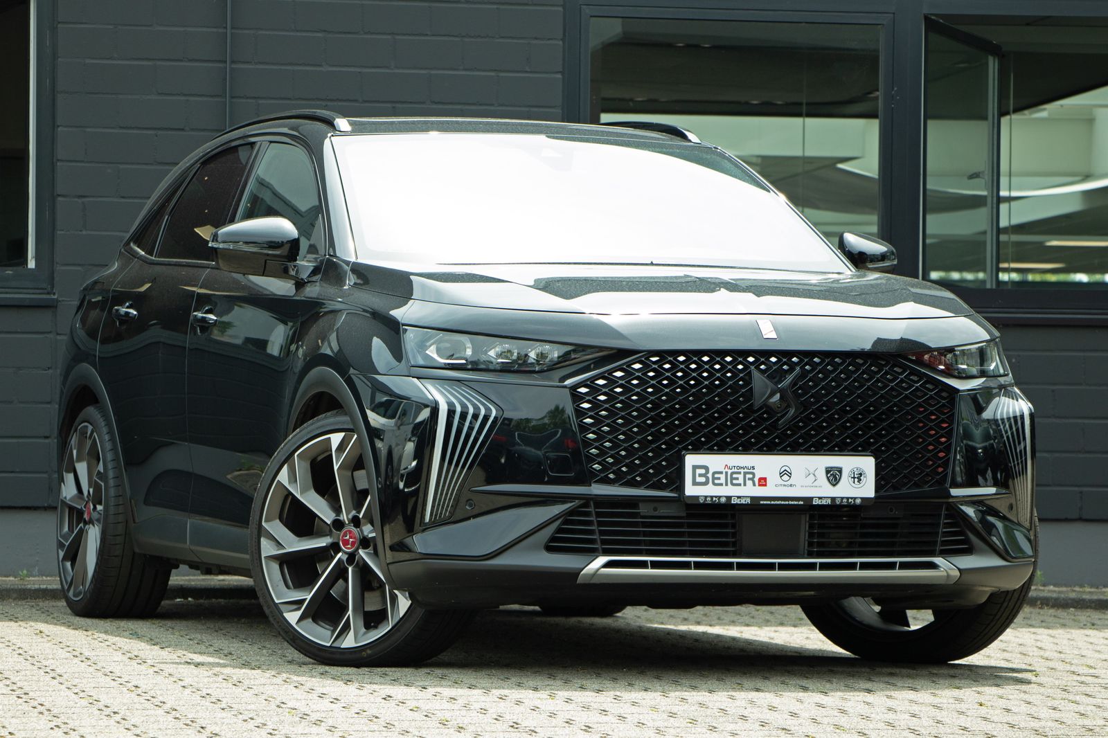 DS Automobiles DS7 Crossback Hybrid 4x4 Performance Line+ Sound