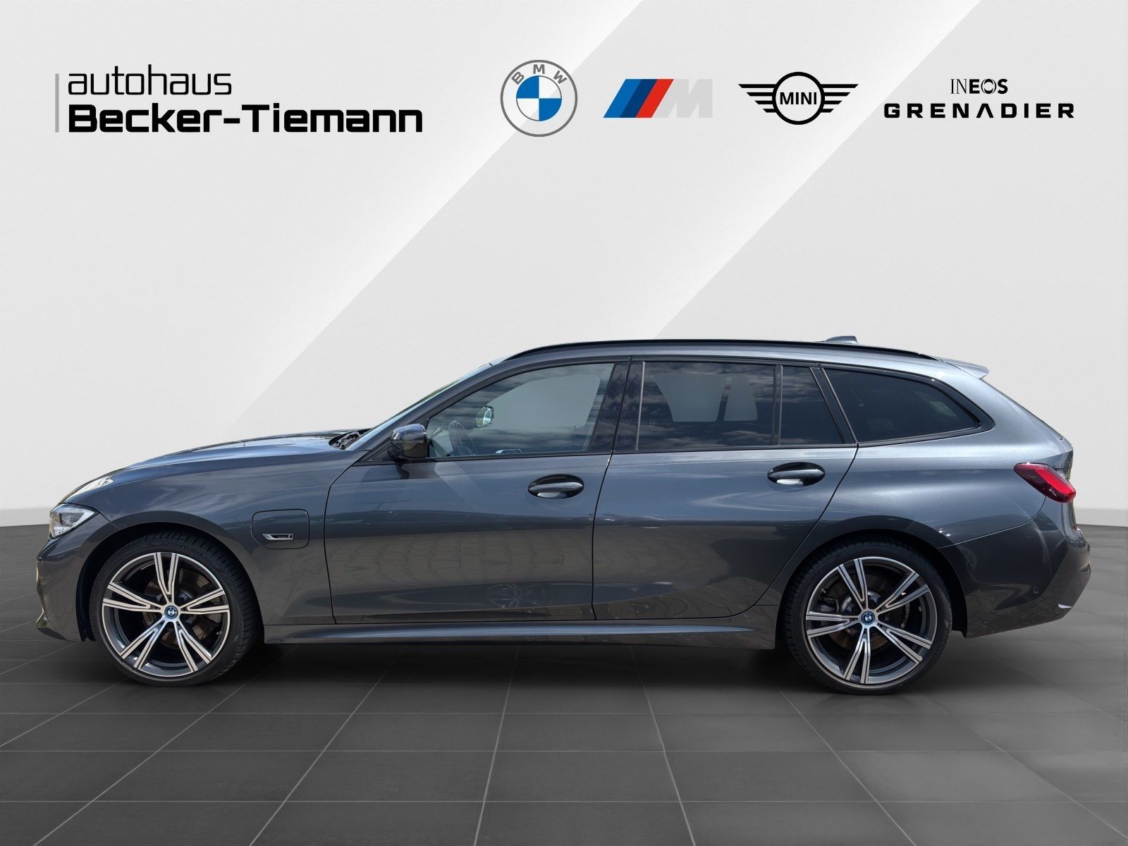 BMW 320e xDrive Touring M Sport - Samsaru's Car Outlet