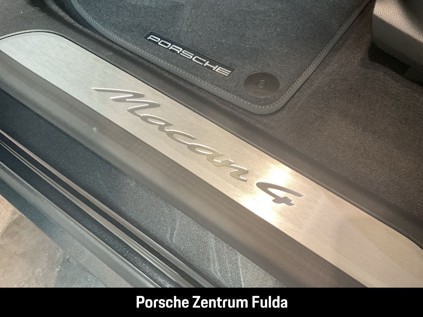 Porsche Macan 4 LED-Matrix Luftfederung BOSE 21-Zoll
