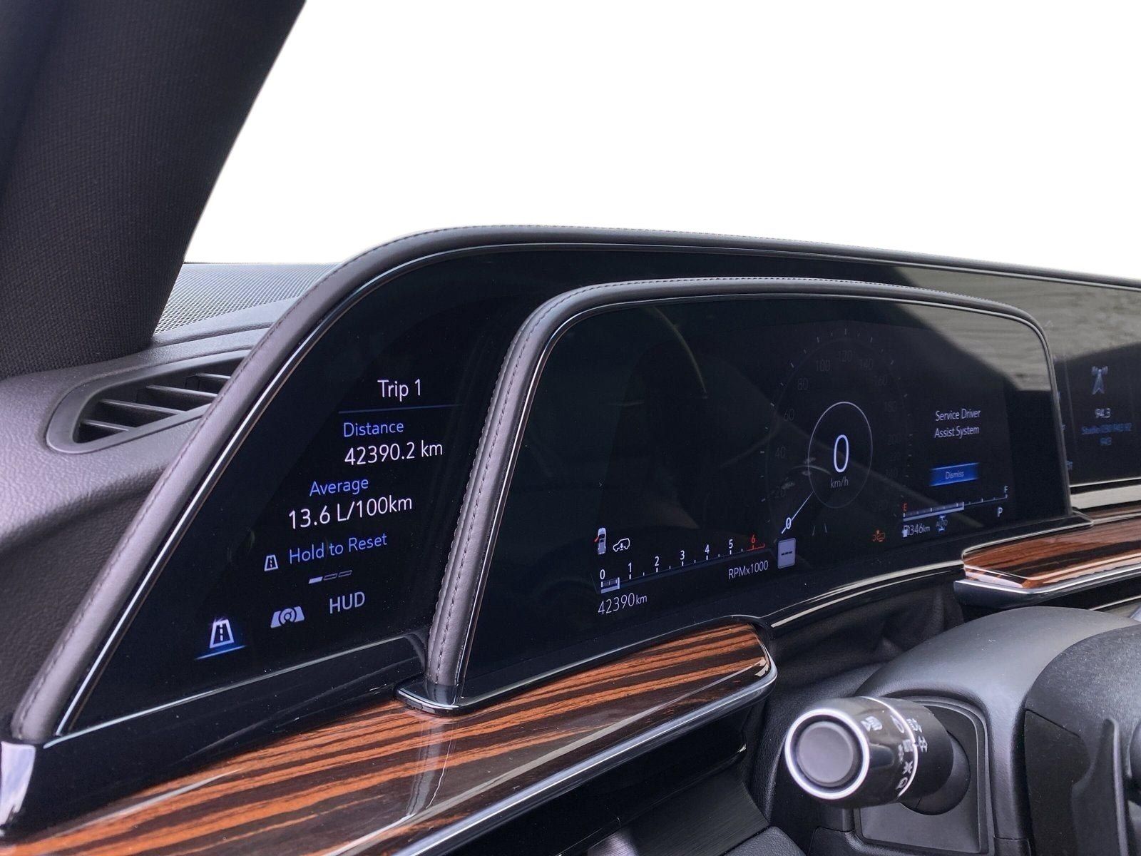 Cadillac Escalade ESV Premium Luxury AWD