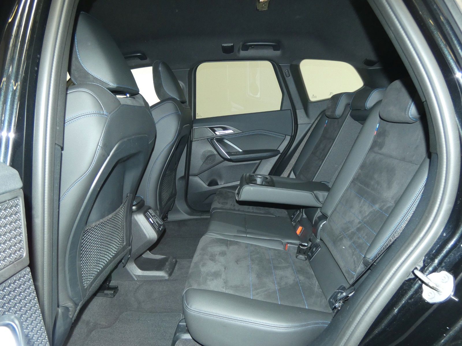 BMW X1 23d xDrive M Sportpaket - Samsaru's Car Outlet