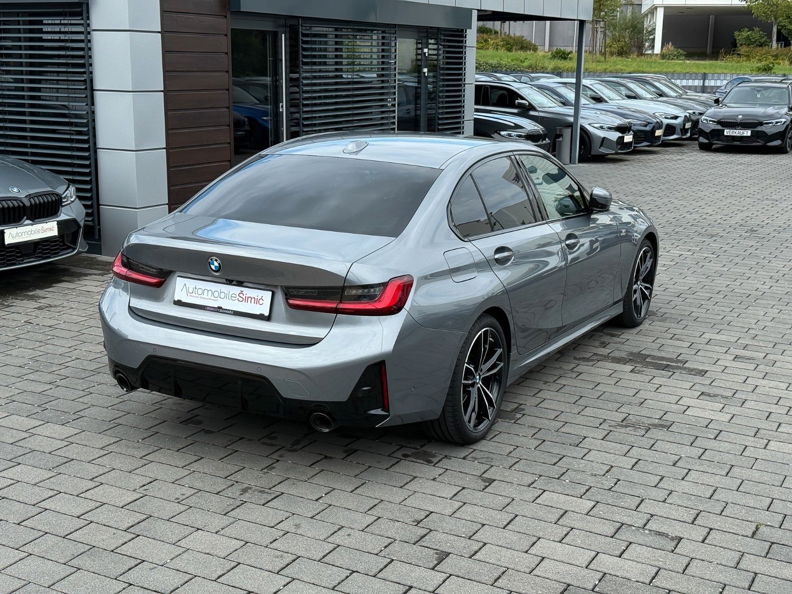 BMW 320d xD M Sport 19" ACC HuD 360° Ambiente StHzg