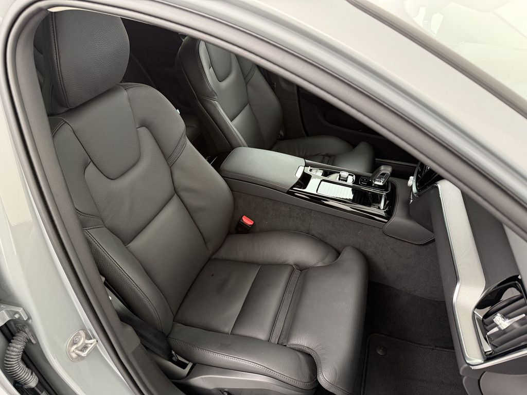 Volvo V60 Plus Dark Plug-In Hybrid ACC STANDHZ 360°