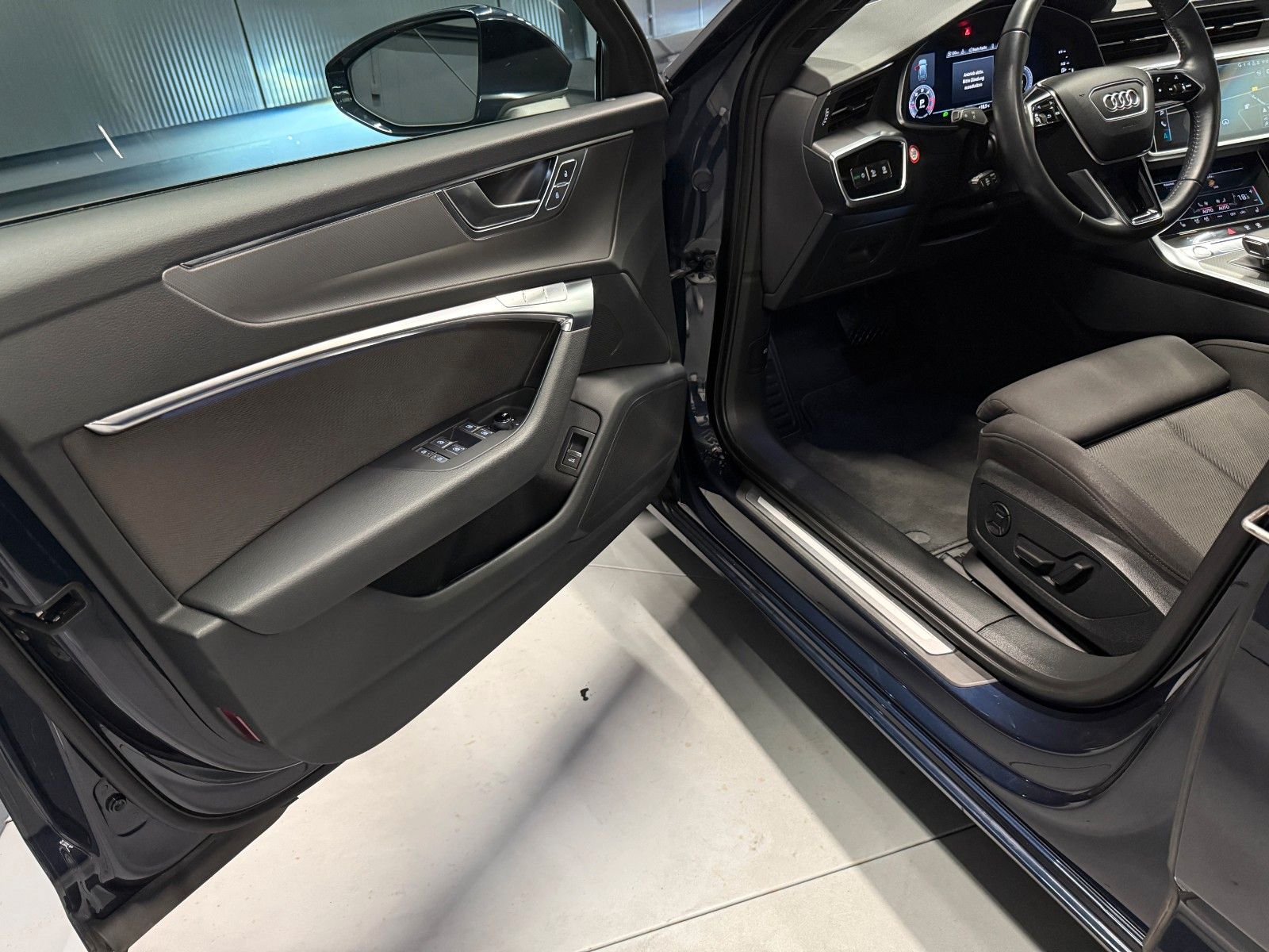 Audi A6 Avant 50 TDI quattro Sport - Samsaru's Car Outlet