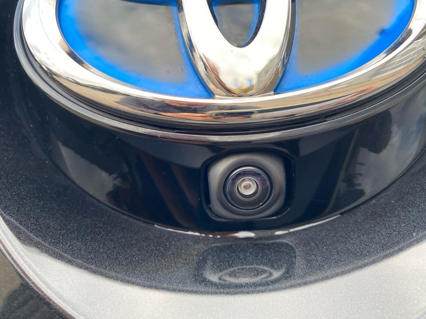 Toyota Corolla 1.8 Hybrid Team D *Bi-LED*ACC*CAM*SHZ*PD