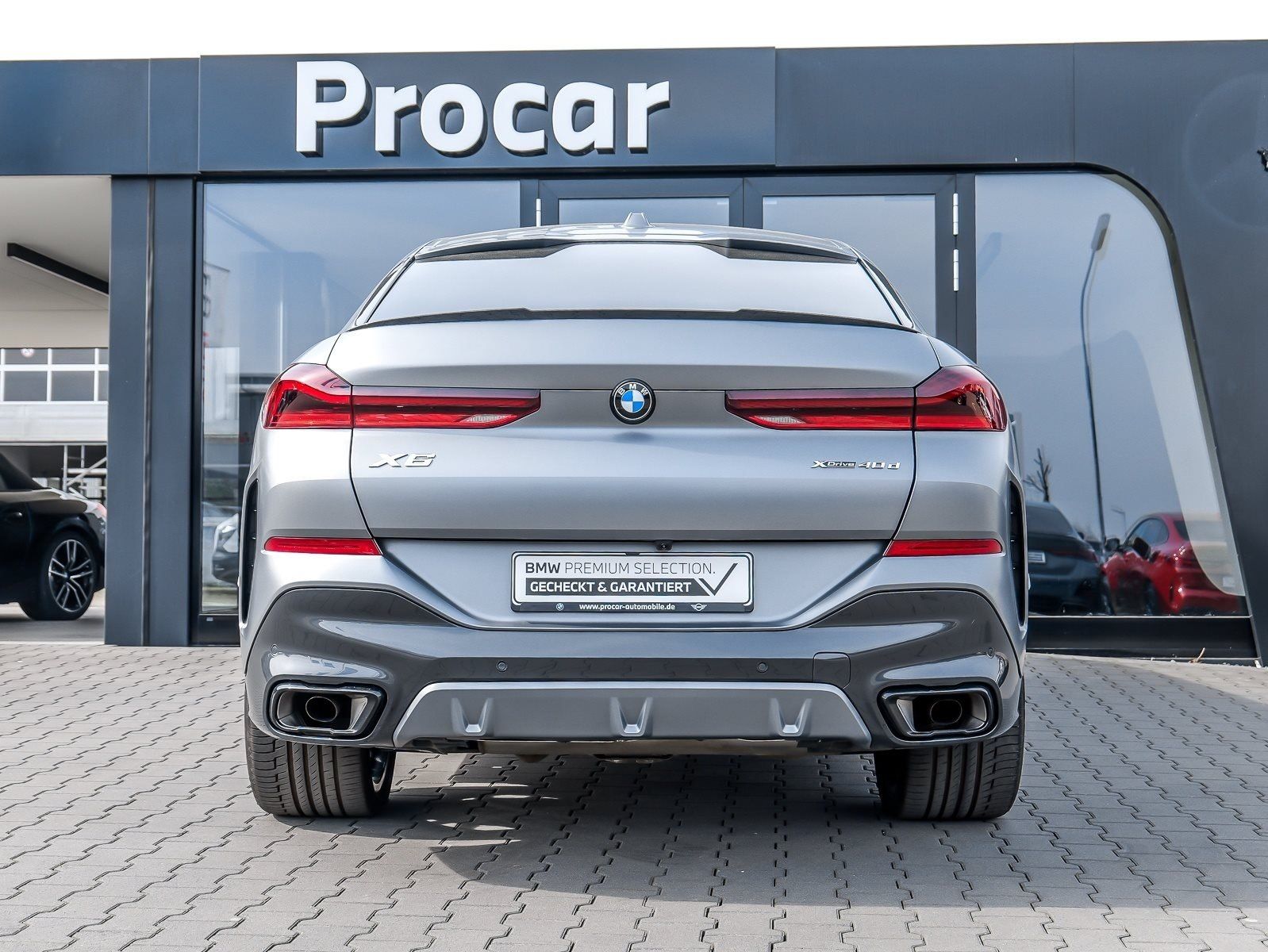 BMW X6 xDrive40d M Sport HUD PANO ACC AHK RFK NAVI