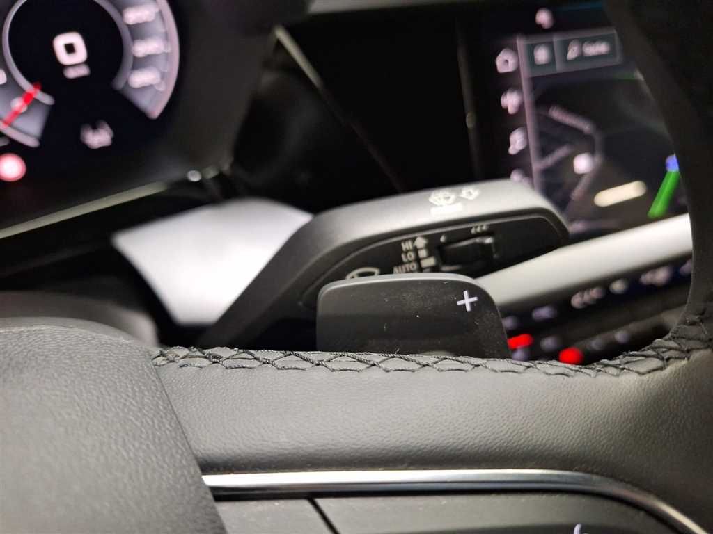 Audi A3 advanced 35 2.0 TFSI S-tronic MMI Standhz AHK