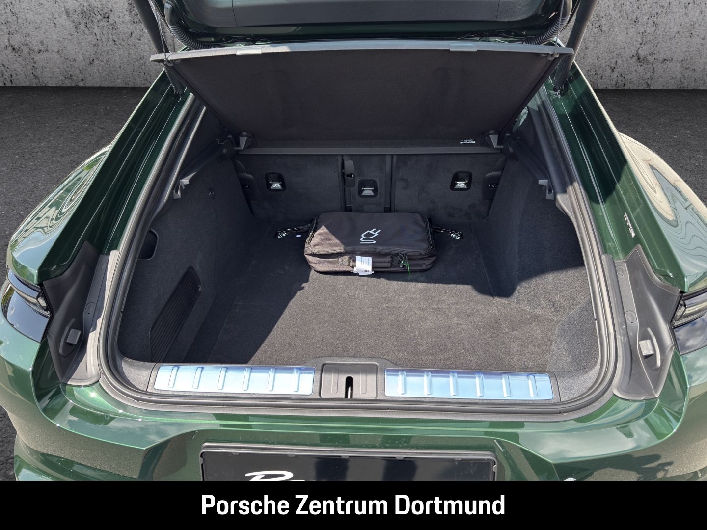 Porsche Panamera 4 E-Hybrid BOSE Surround-View InnoDrive