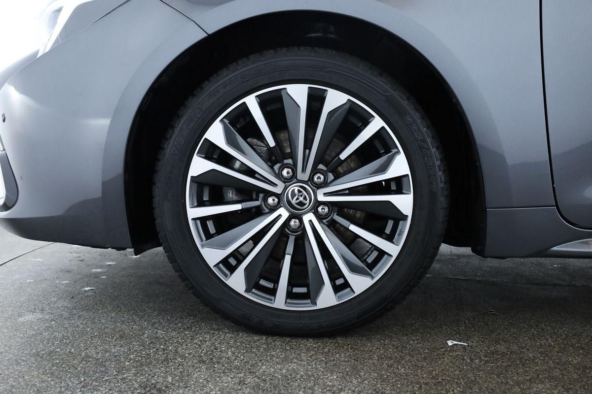 Toyota Corolla Touring Sports 2.0 CVT Team D Navi Kam