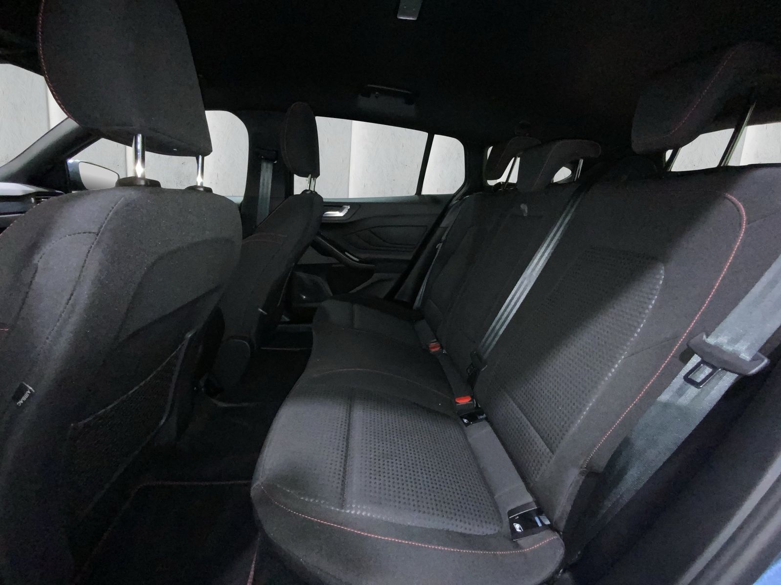 Ford Focus ST-Line X Turnier Aut.*AHK*ACC*HUD*KAM*NAV