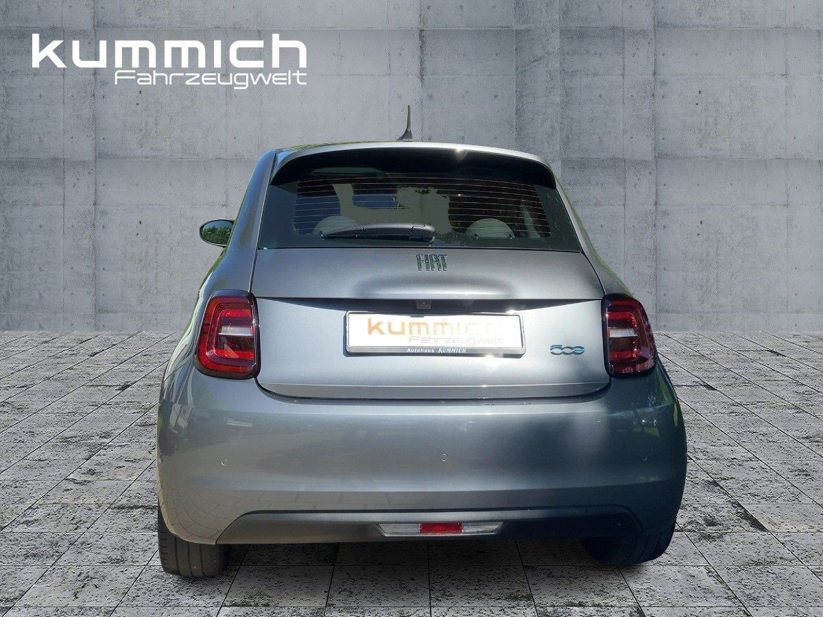 Fiat 500e La Prima - Samsaru's Car Outlet