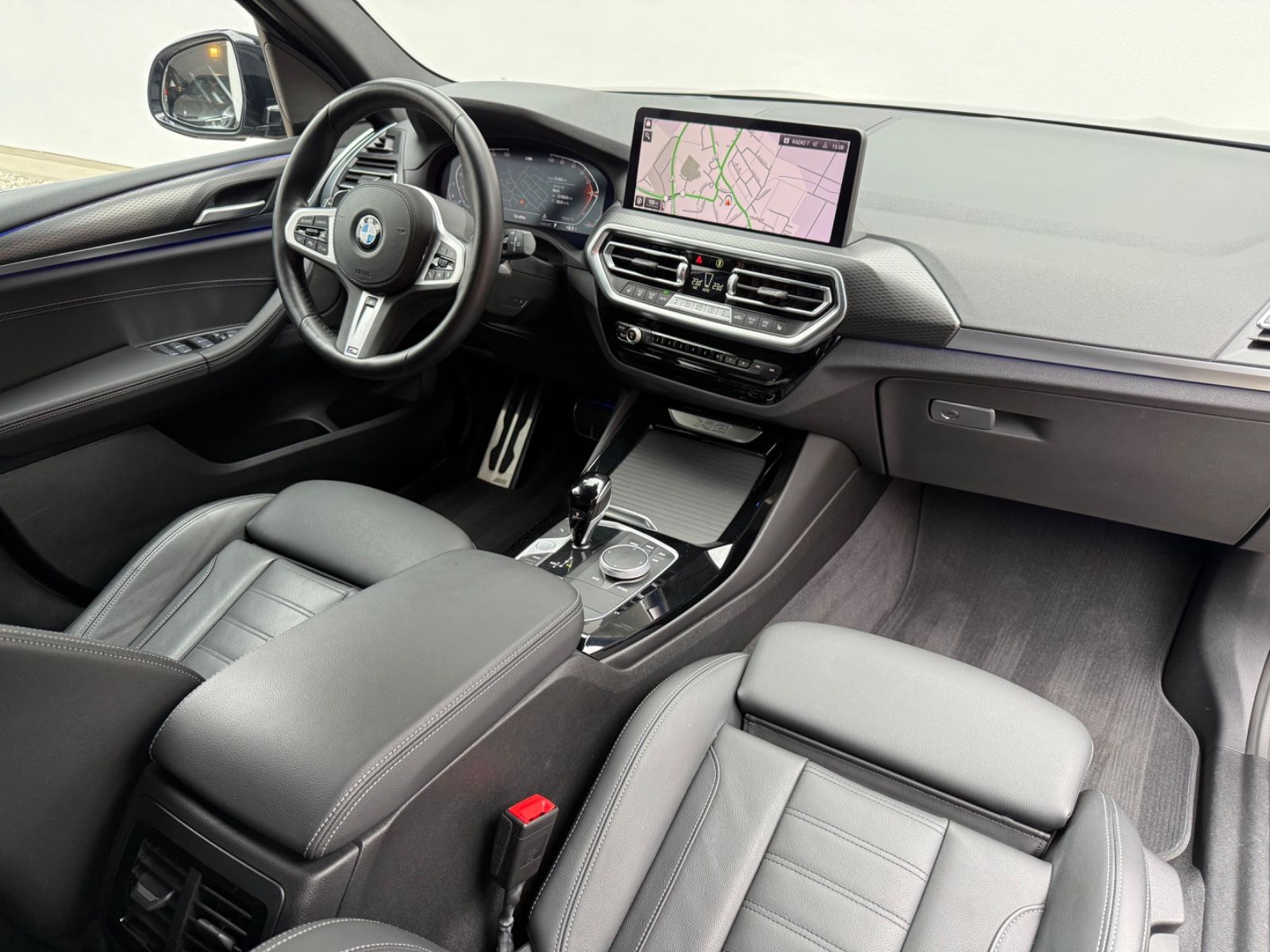 BMW X3 xDrive 30 i M Sport - Samsaru's Car Outlet