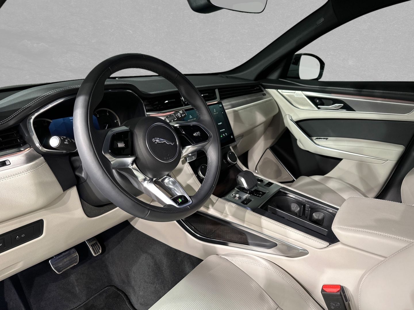 Jaguar F-Pace D200 R-Dynamic SE FAHRASSISTENZ-PAKET MER