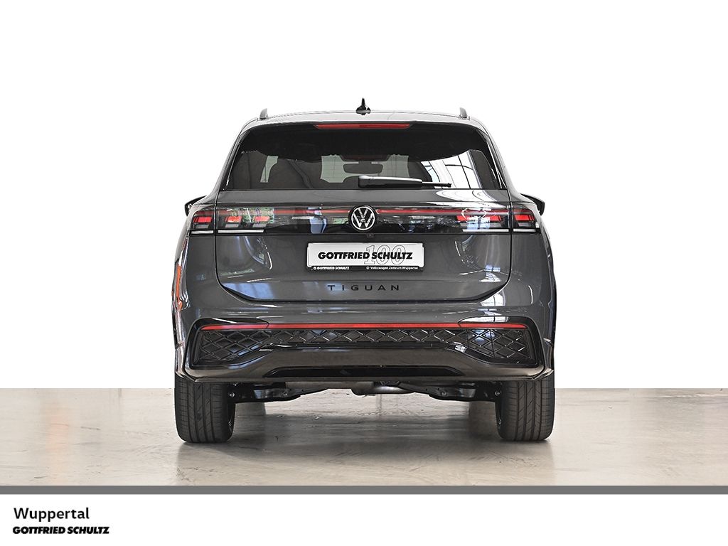 Volkswagen Tiguan R-Line 2.0 TDI LEDER AHK PANO HD MATRIX