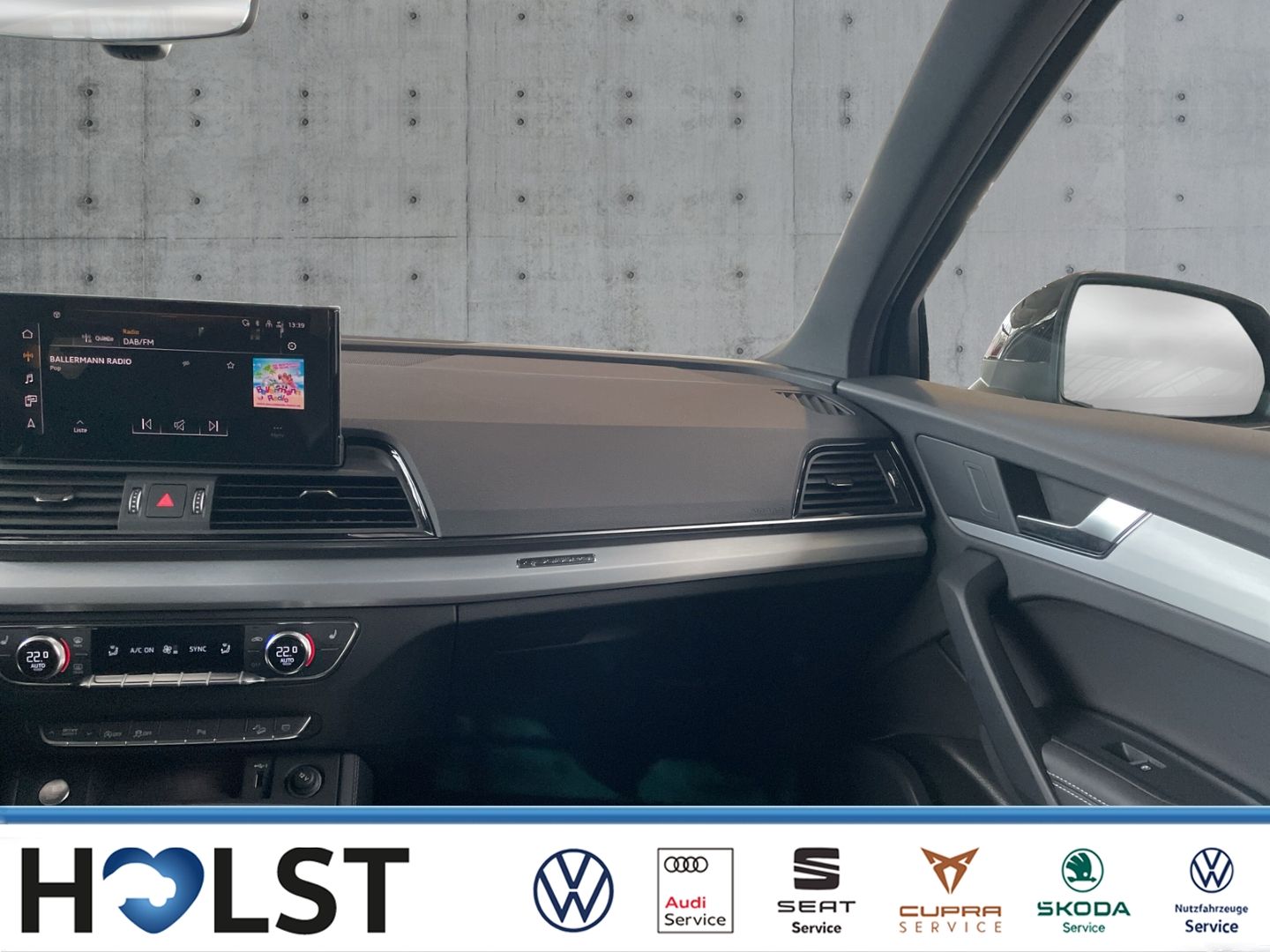 Audi Q5 2.0TDI DSG quattro S line - Samsaru's Car Outlet
