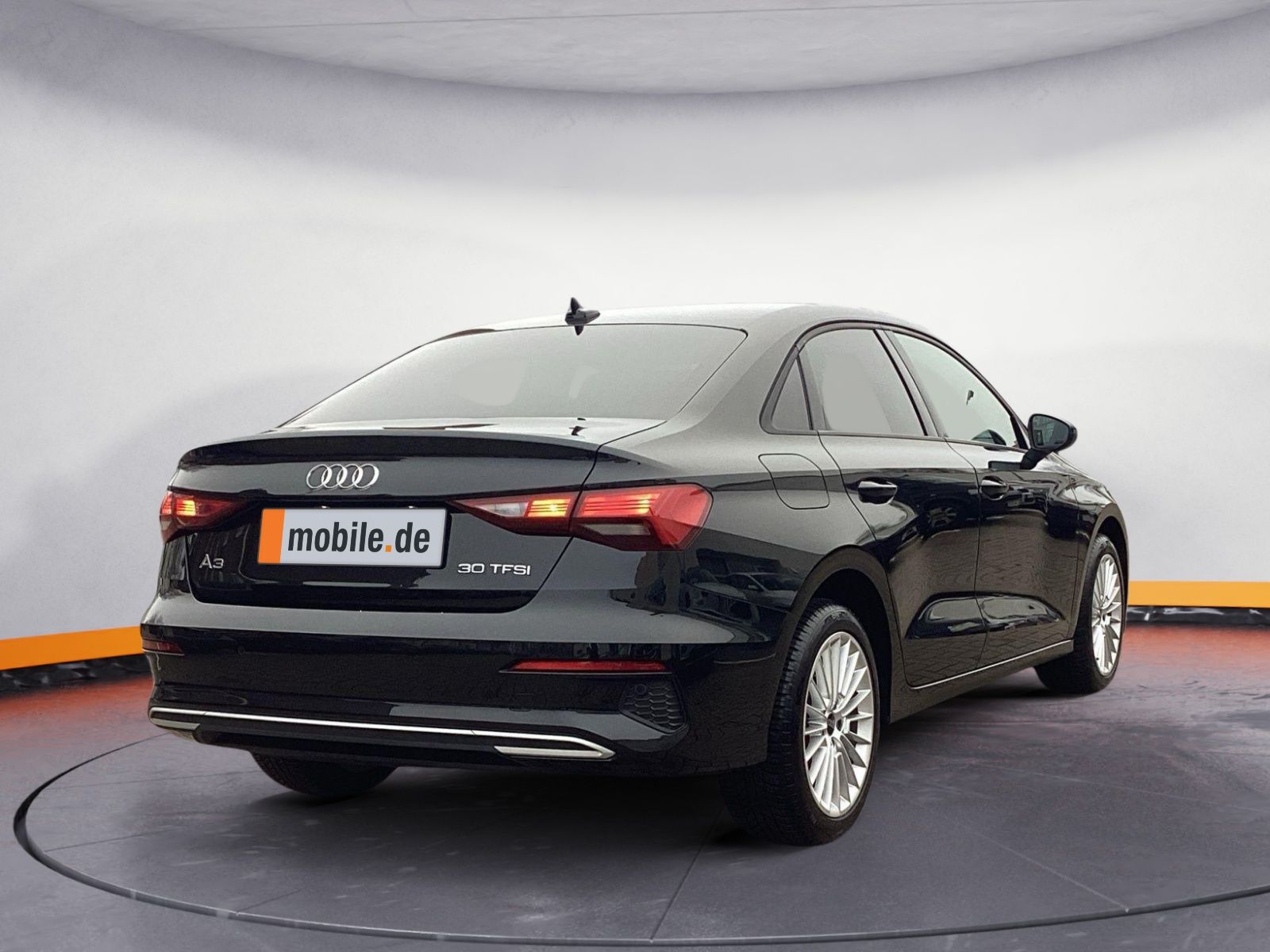 Audi A3 Lim. advanced 30 TFSI S tronic - Samsaru's Car Outlet