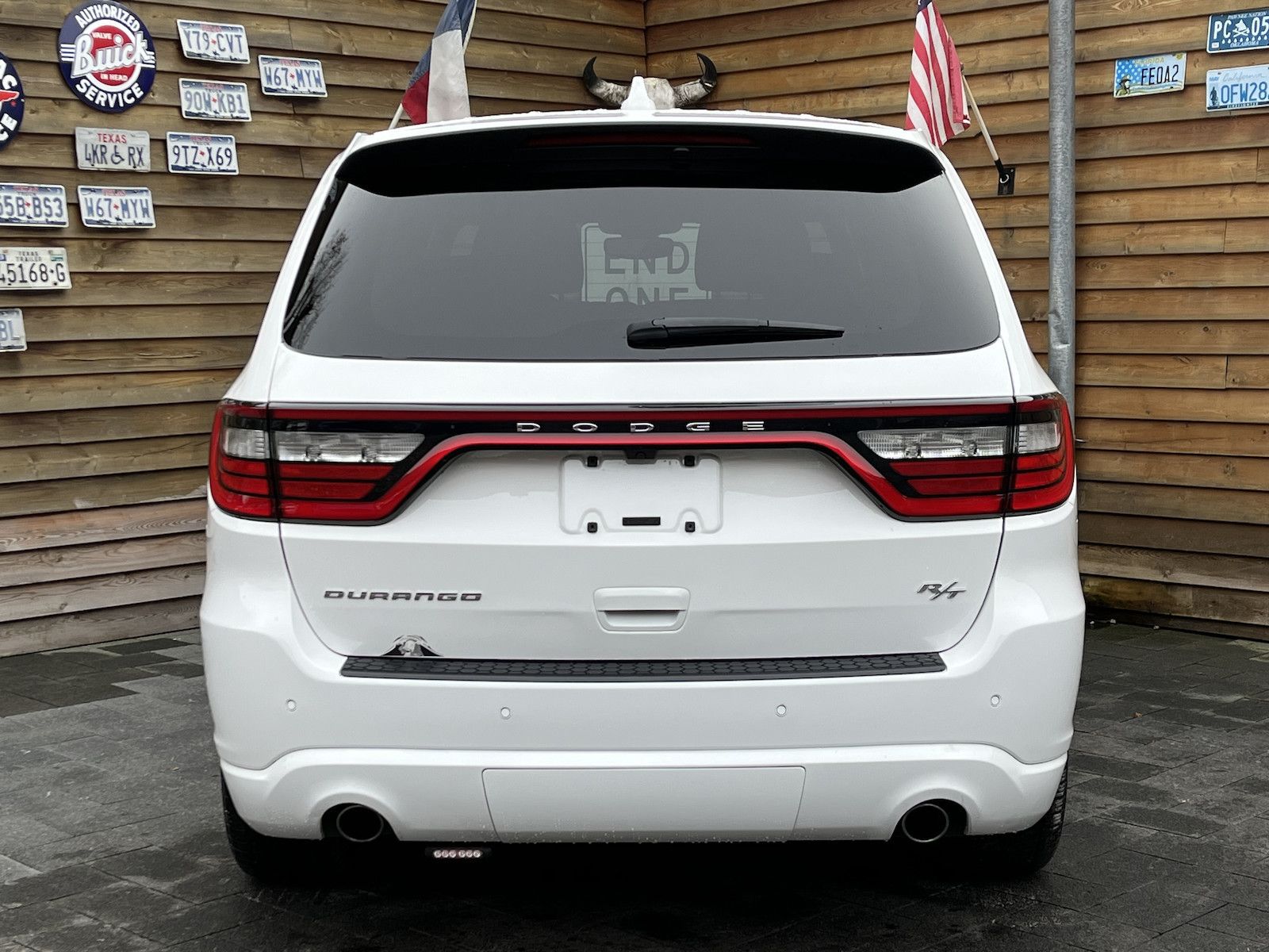 Dodge Durango 5,7L R/T RWD 7S. 10´´ Display SZH LPG