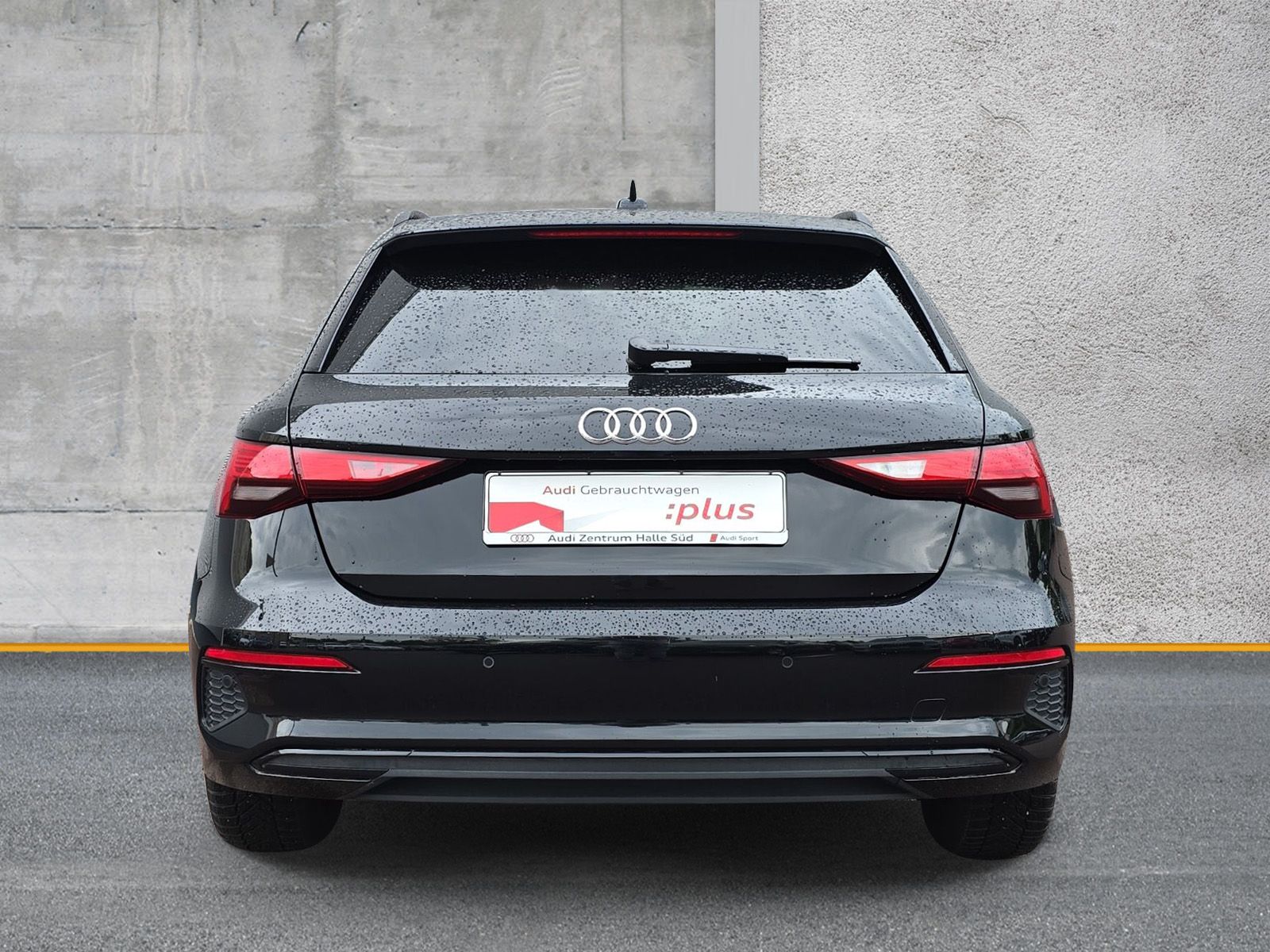 Audi A3 Sportback 30 TFSI advanced - Samsaru's Car Outlet