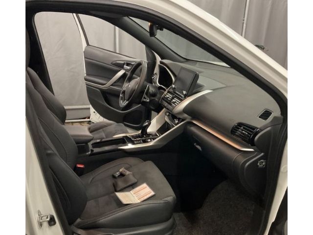 Mitsubishi Eclipse Cross Plus Select Black Hybrid 4WD 2.4 M