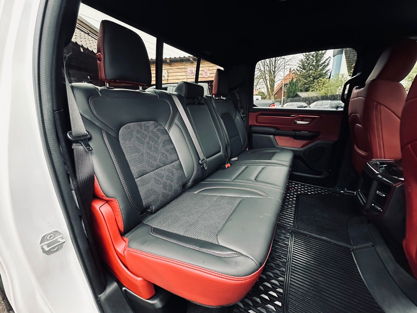 Dodge 5.7 V8*4X4*REBEL*LEDER*LED*NAVI*AHK*MFL*GARANTIE
