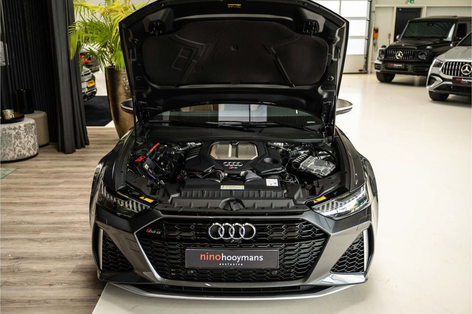 Audi RS6 Avant TFSI quattro | BTW | AHK | PANO | B&O