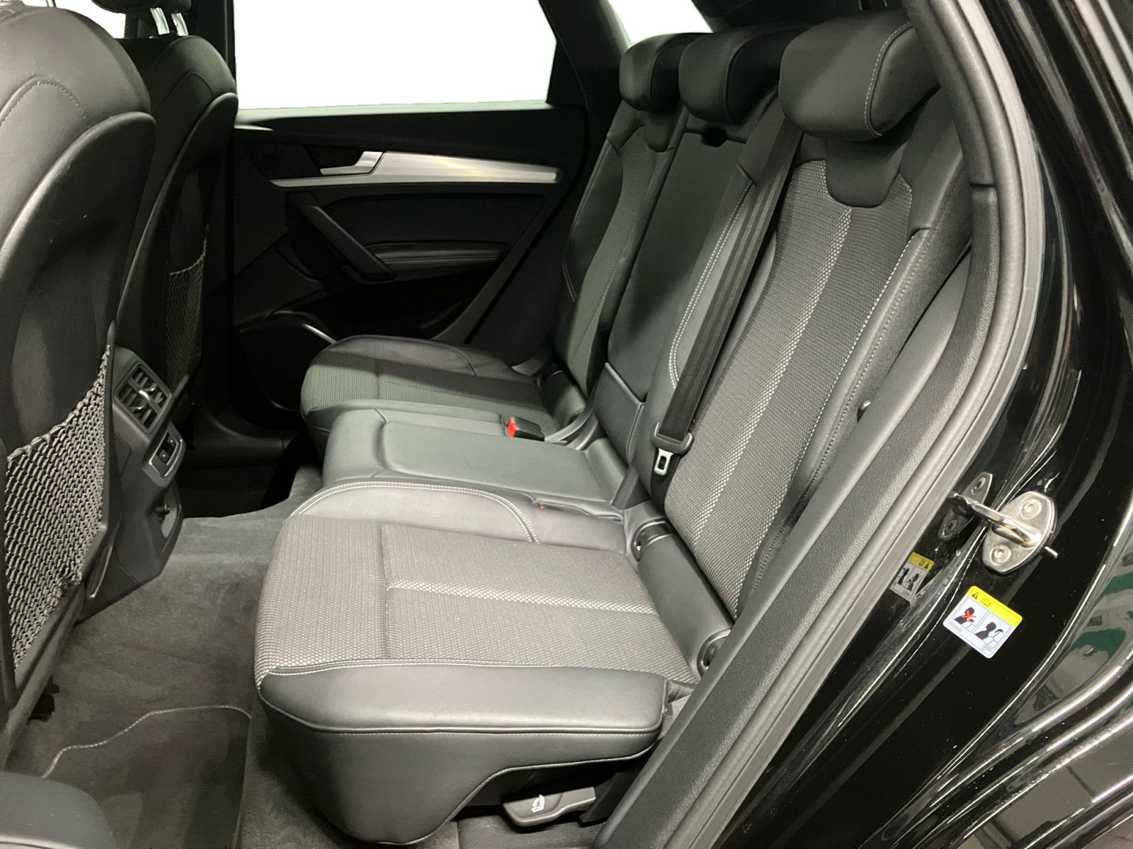 Audi Q5 55 TFSIe quattro S line - Samsaru's Car Outlet