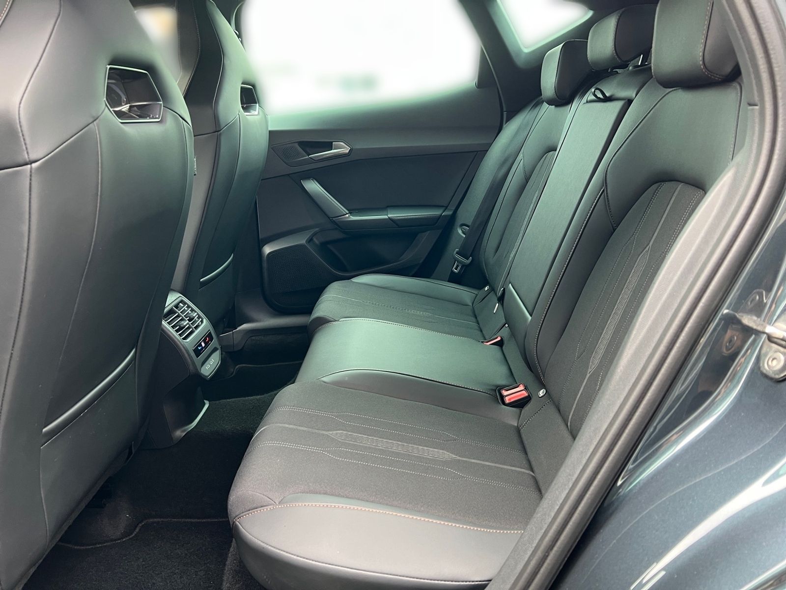 Cupra Formentor 2.0 DSG VZ 4Dr*AHK *SCHALE *BEATS *RKA