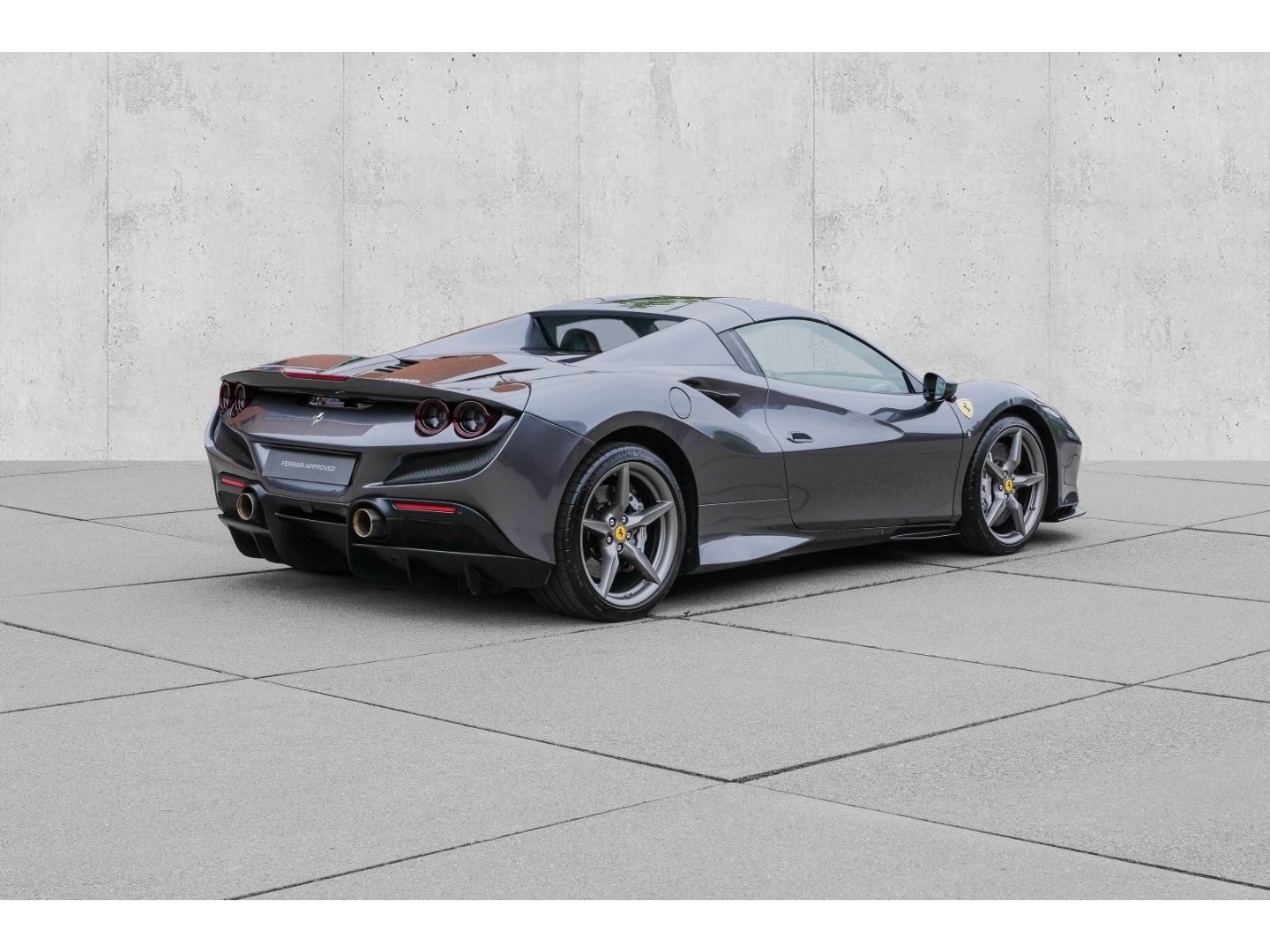 Ferrari F8 Spider - Samsaru's Car Outlet
