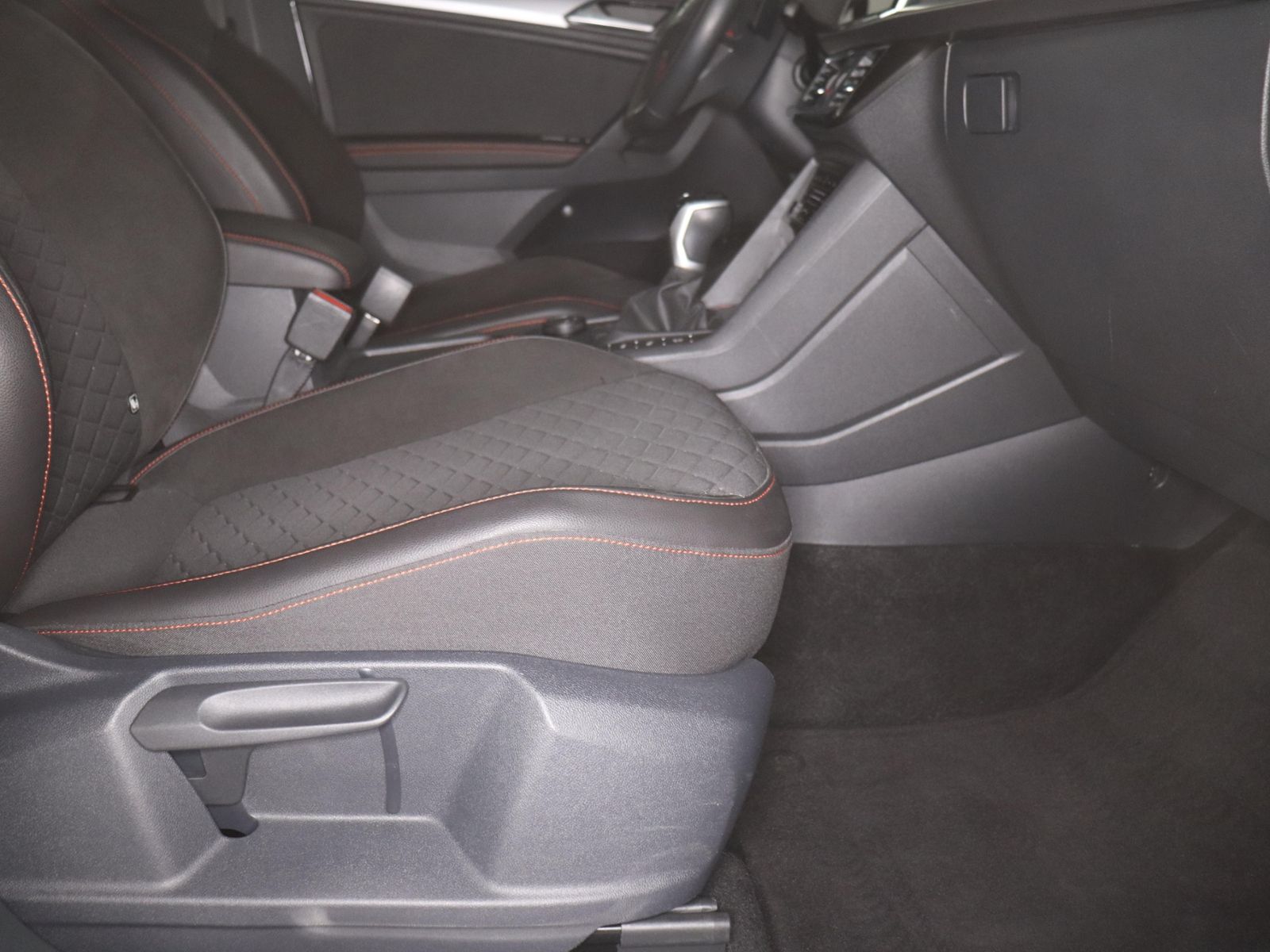 Seat Tarraco FR 2.0TDI DSG 327,-ohne Anzahlung Navi A