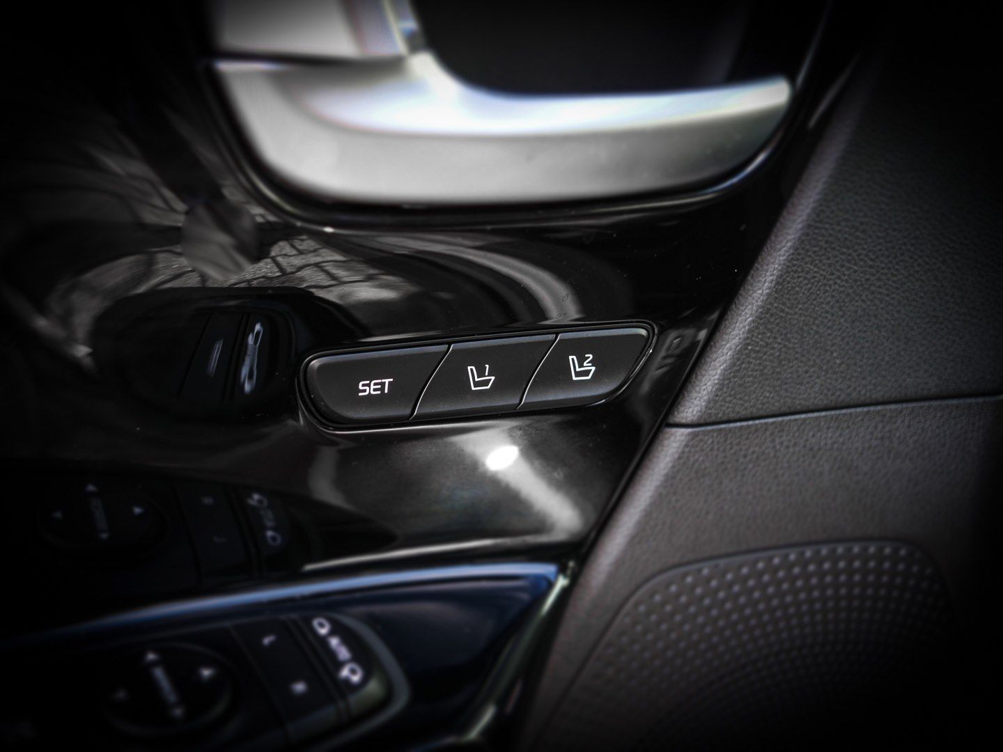 Kia Niro 1.6 GDI Spirit Plug-in Hybrid - Samsaru's Car Outlet