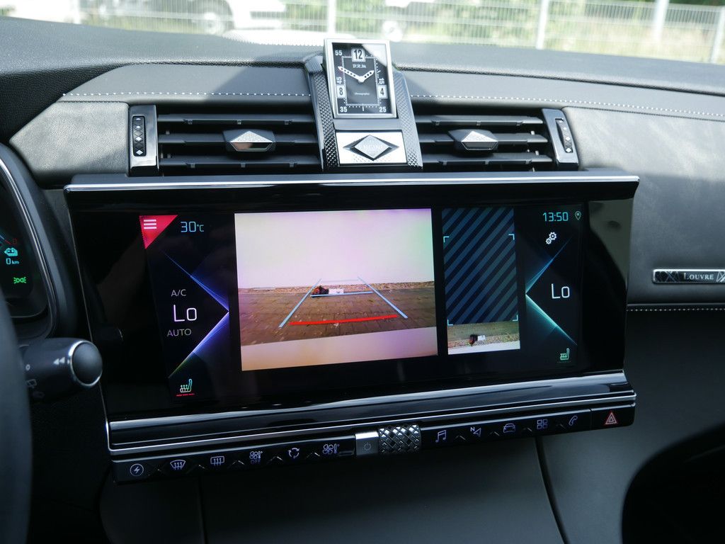 DS Automobiles DS 7 Crossback E-Tense Louvre 4x4 AKTIVSITZE LED