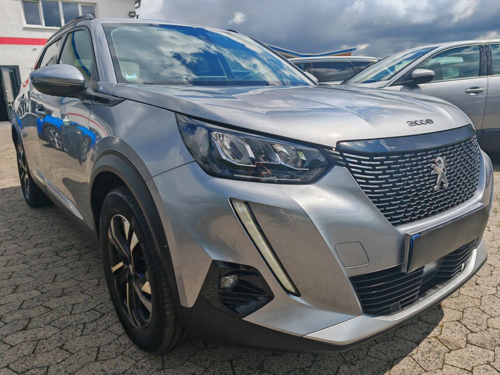 Peugeot 2008 PureTech 130 ALLURE - Samsaru's Car Outlet