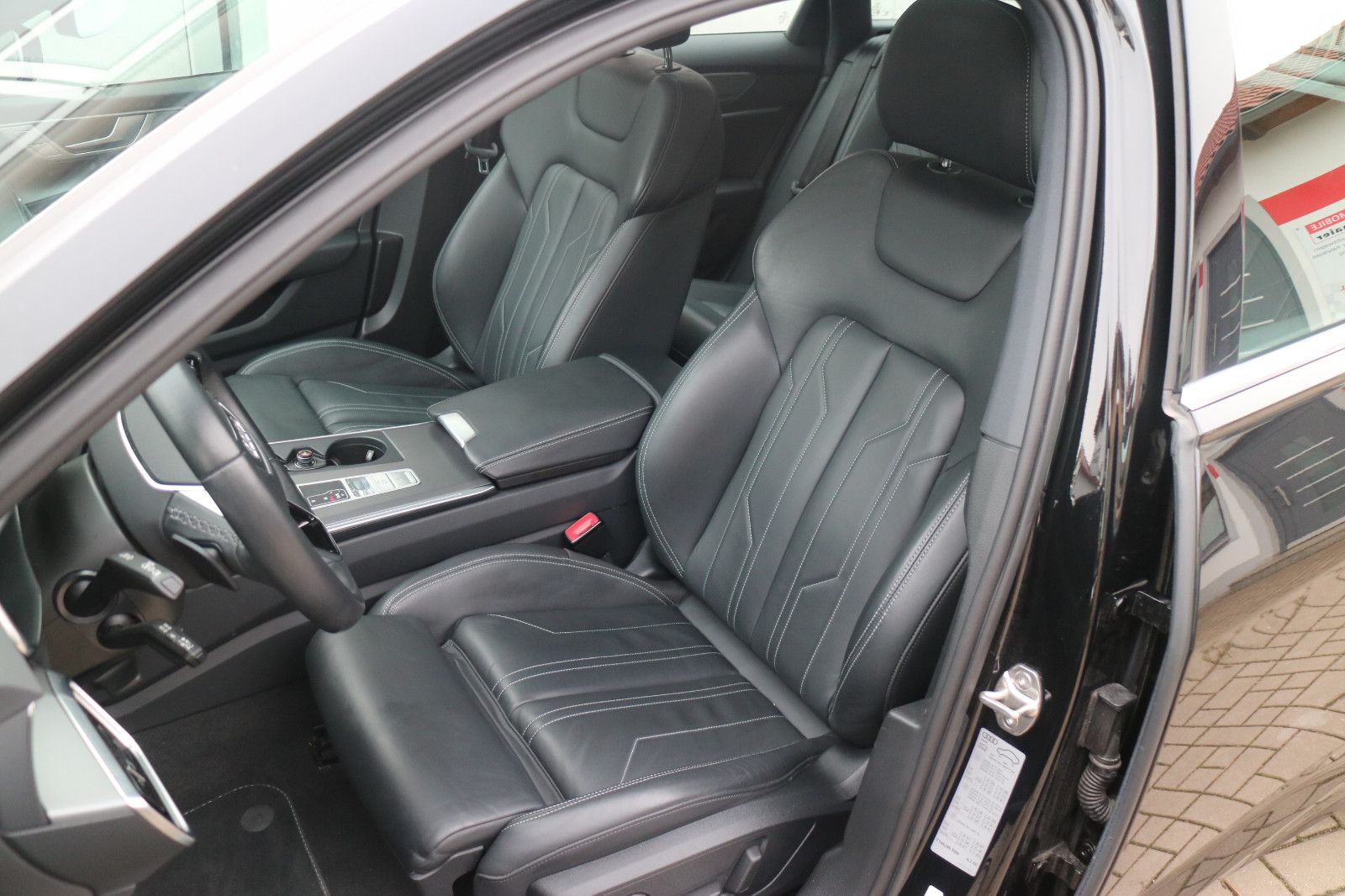 Audi A6 Avant 45 TFSI quattro S line-Pano-AHK-ACC