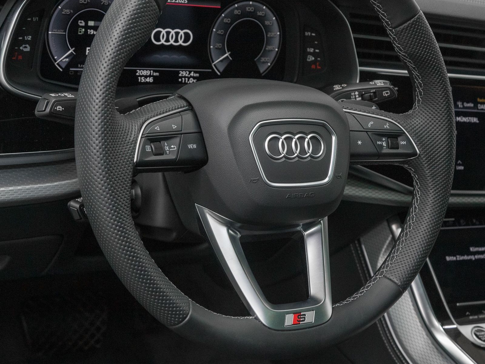 Audi Q7 55 TFSIe Q 2x S LINE PANO LM21 HuD AHK