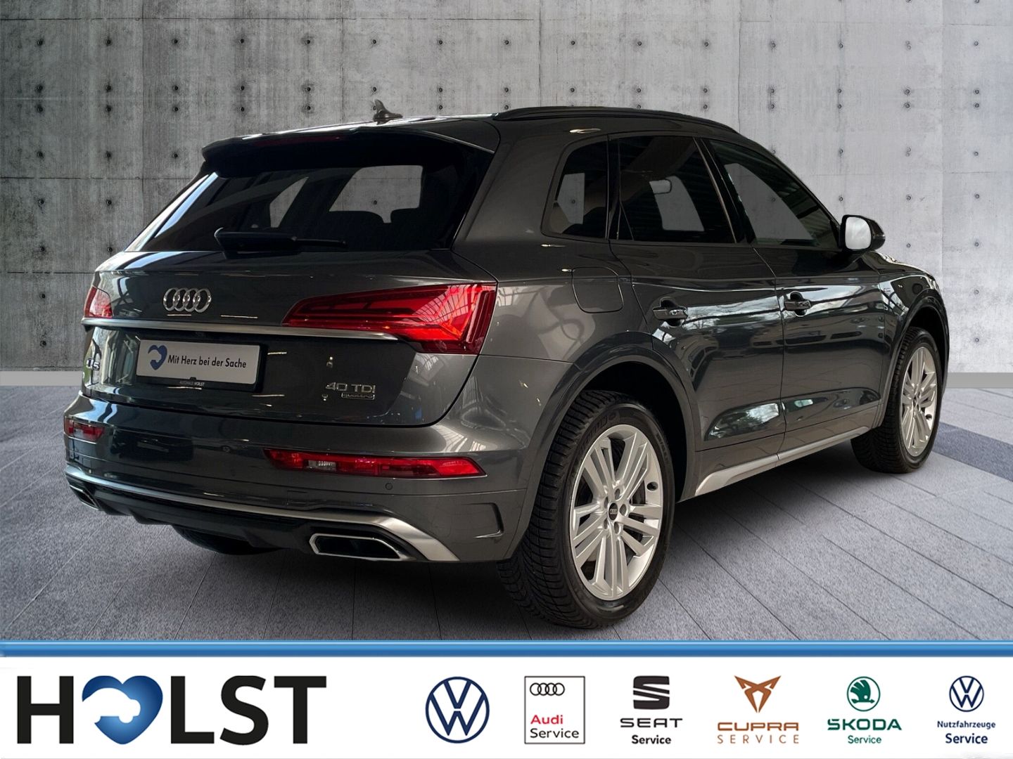 Audi Q5 2.0TDI DSG quattro S line - Samsaru's Car Outlet