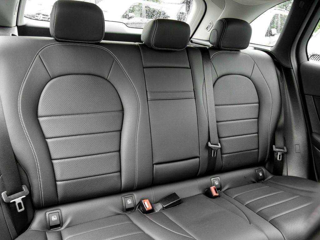 Mercedes-Benz GLC 200 d 4M - Samsaru's Car Outlet