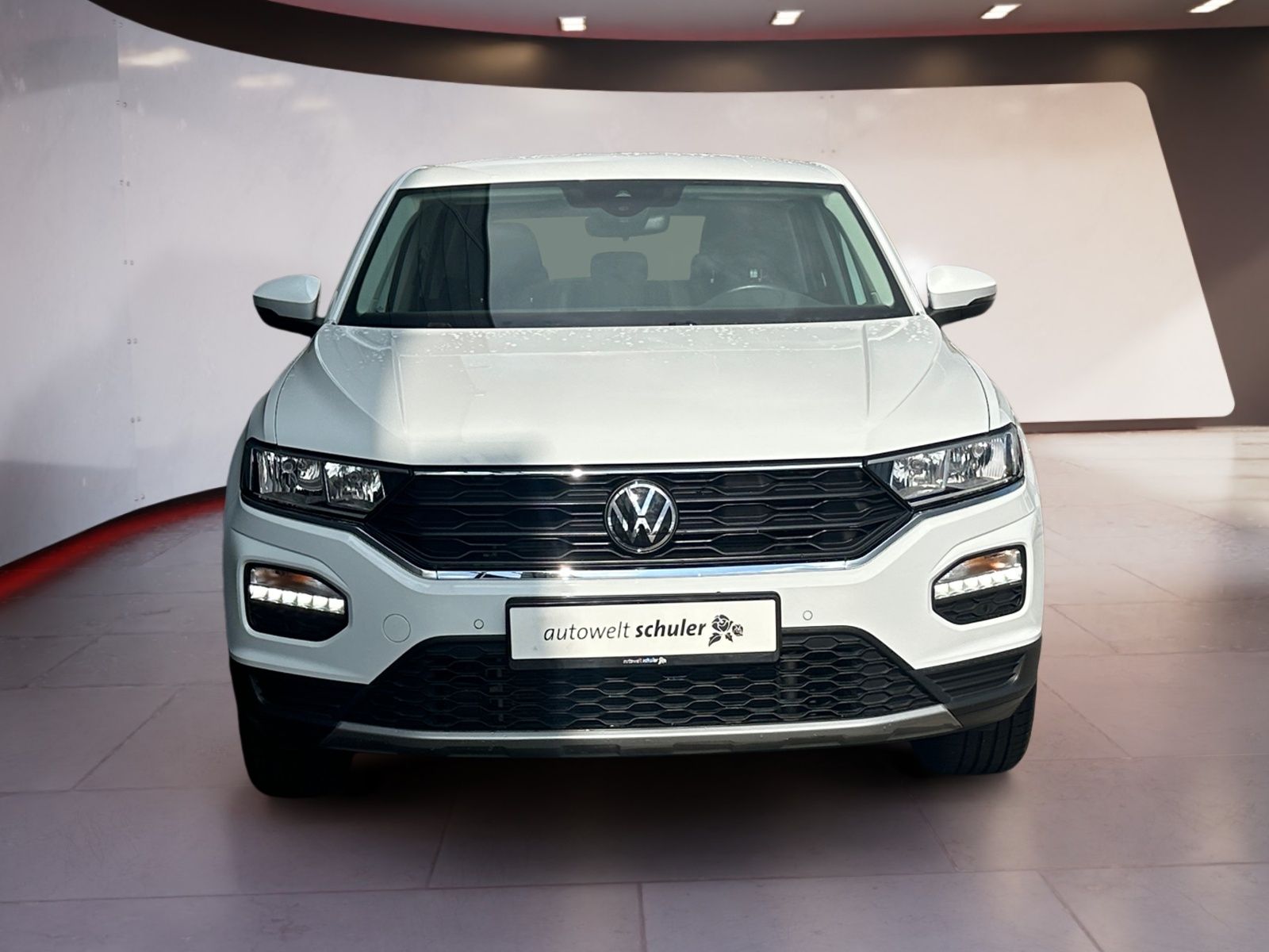 Volkswagen T-Roc 2.0 TDI Style - Samsaru's Car Outlet