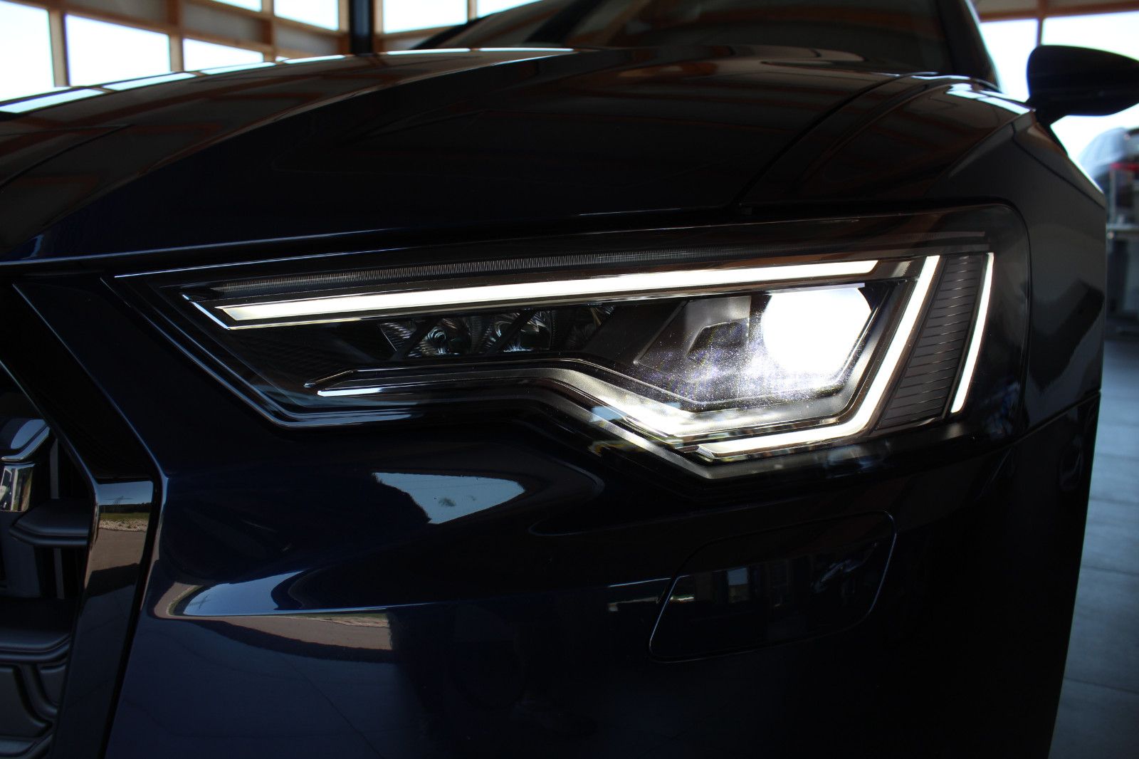 Audi A6 Avant 40 TDI quattro advanced - Samsaru's Car Outlet