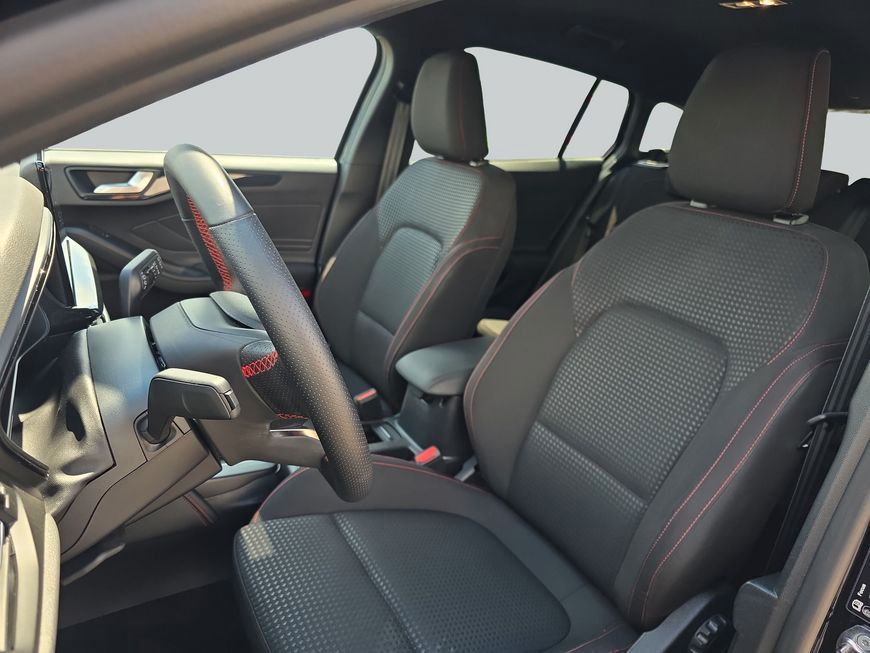 Ford Focus Turnier 1.0 EcoBoost Hybrid Aut. ST-LINE X