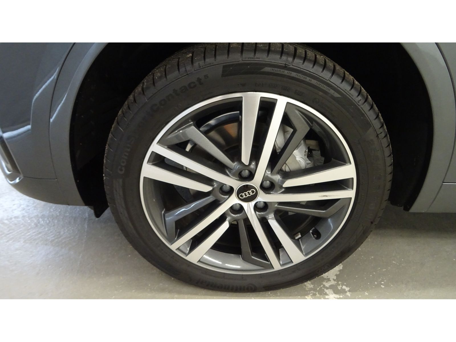 Audi Q5  40 2.0 TDI quattro S line  AHK, KLIMA, NAVI,