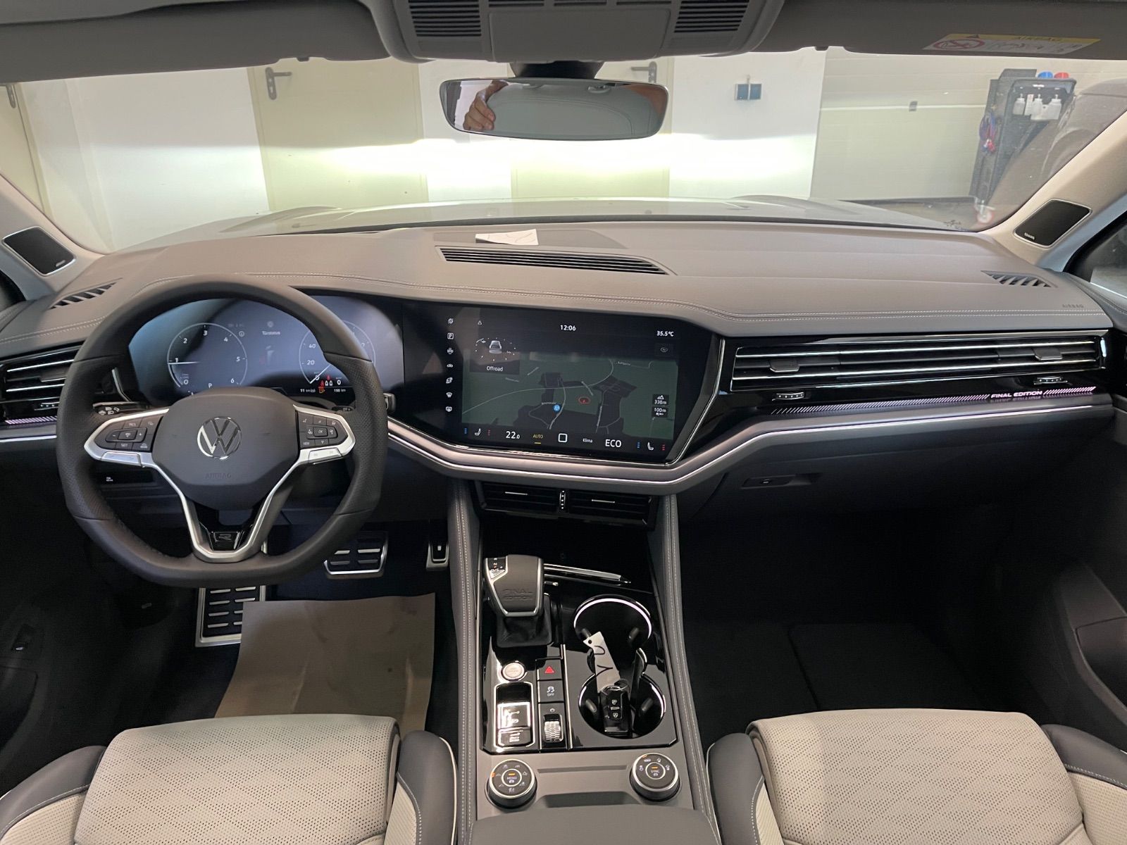 Volkswagen Touareg 3.0 TDI 4Motion R-Line Final Edition*VOL