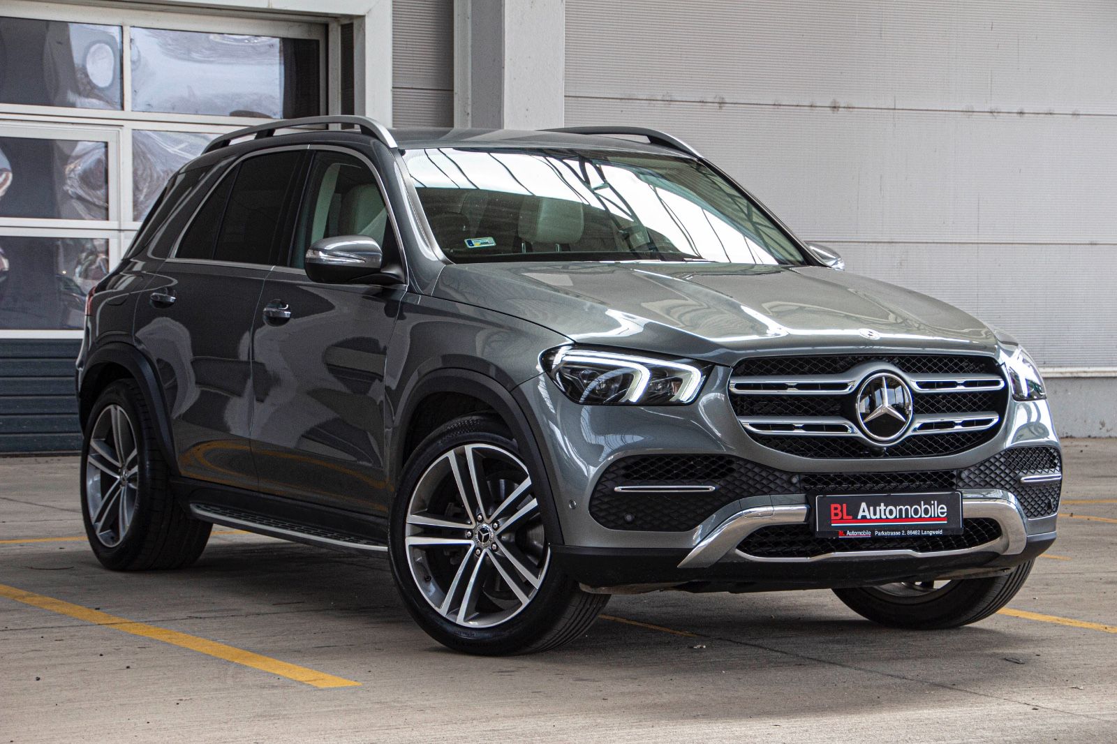 Mercedes-Benz GLE400d 4M BURMESTER.SITZBELÜFTUNG.AHK.21".360°