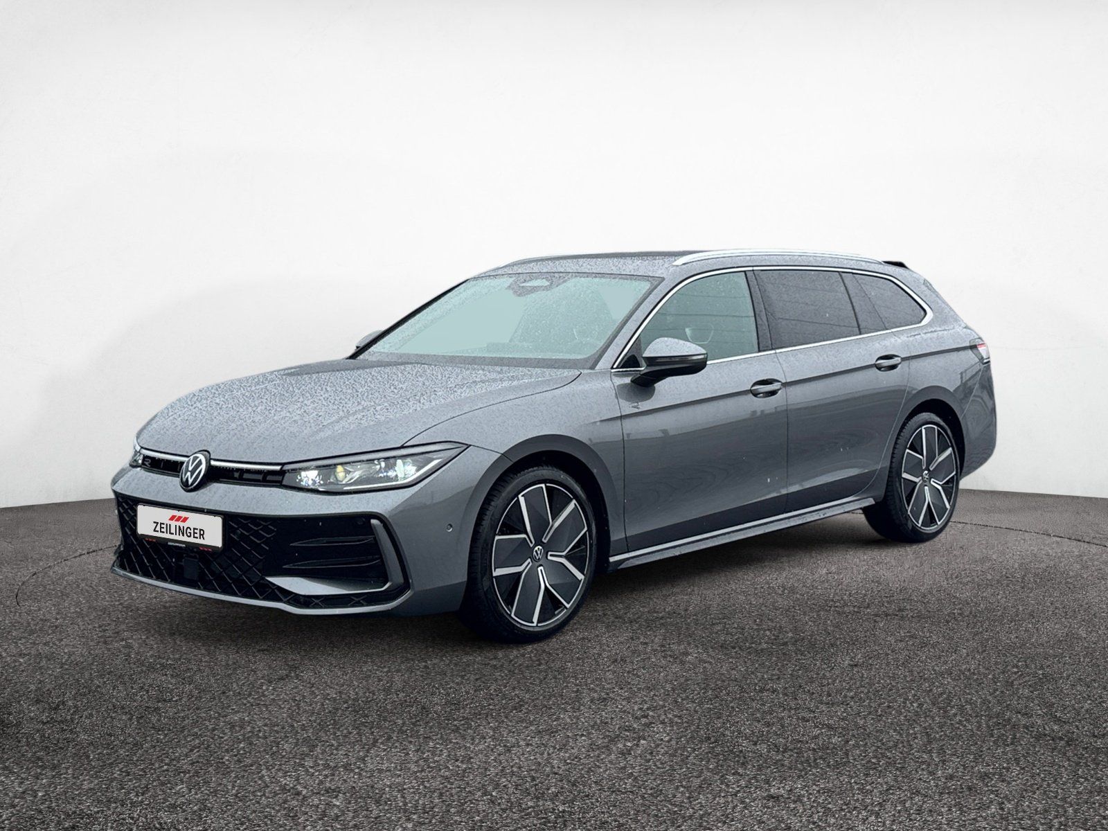 Volkswagen Passat Variant R-Line TDI DSG 4Motion|AHK|PANO|A