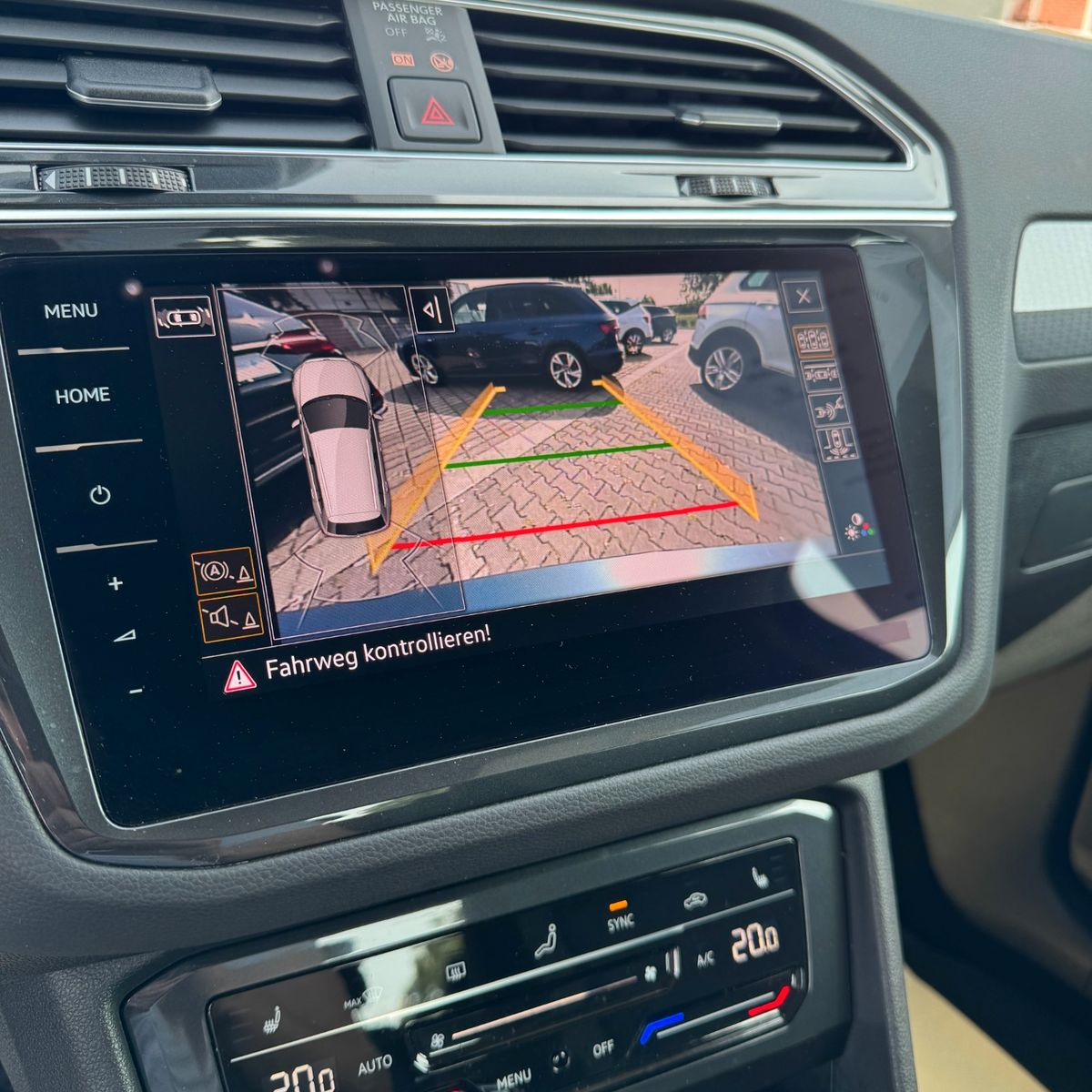 Volkswagen Tiguan Life 2.0 TDI - Samsaru's Car Outlet