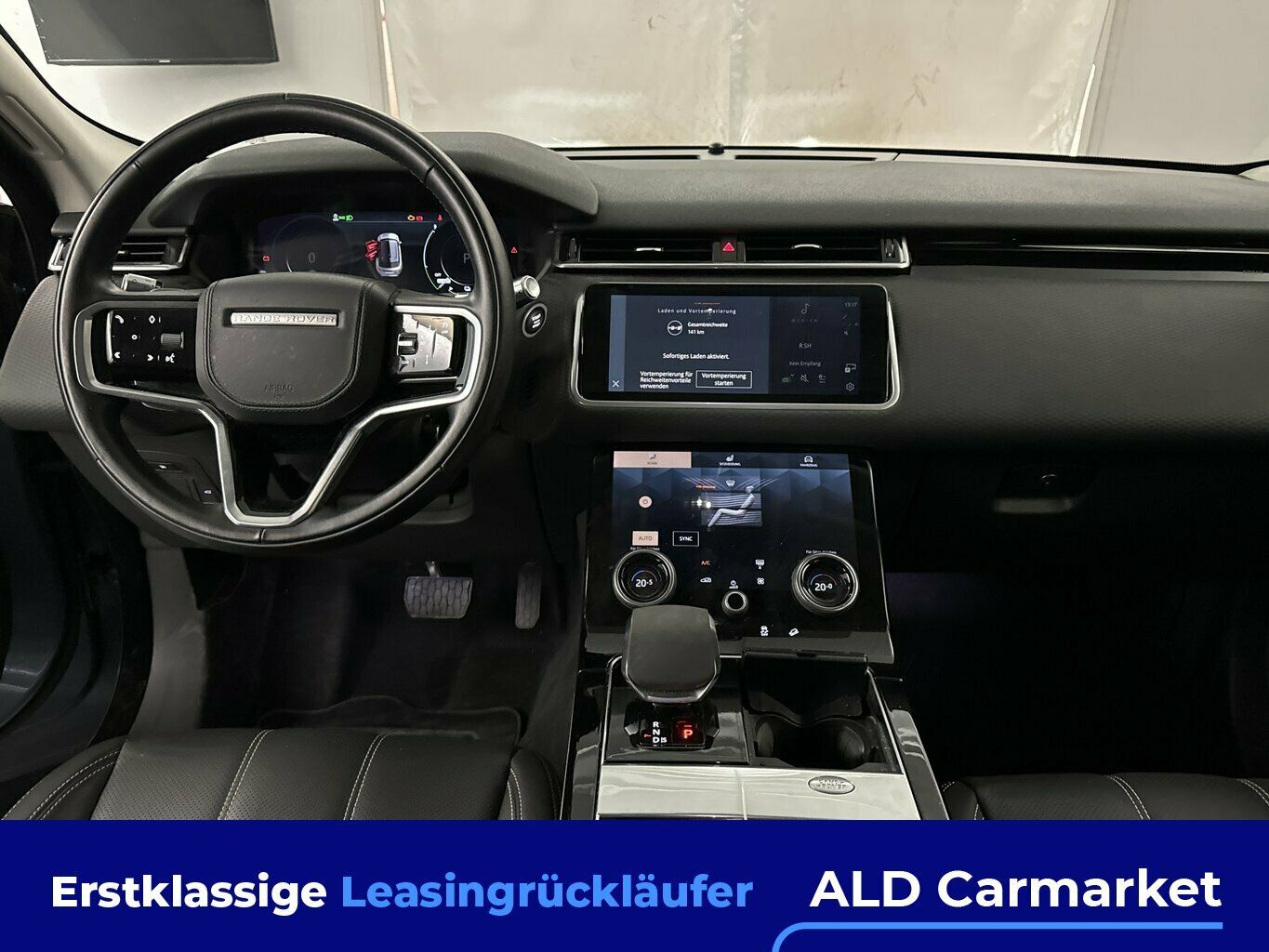 Range Rover Velar P400e - Samsaru's Car Outlet