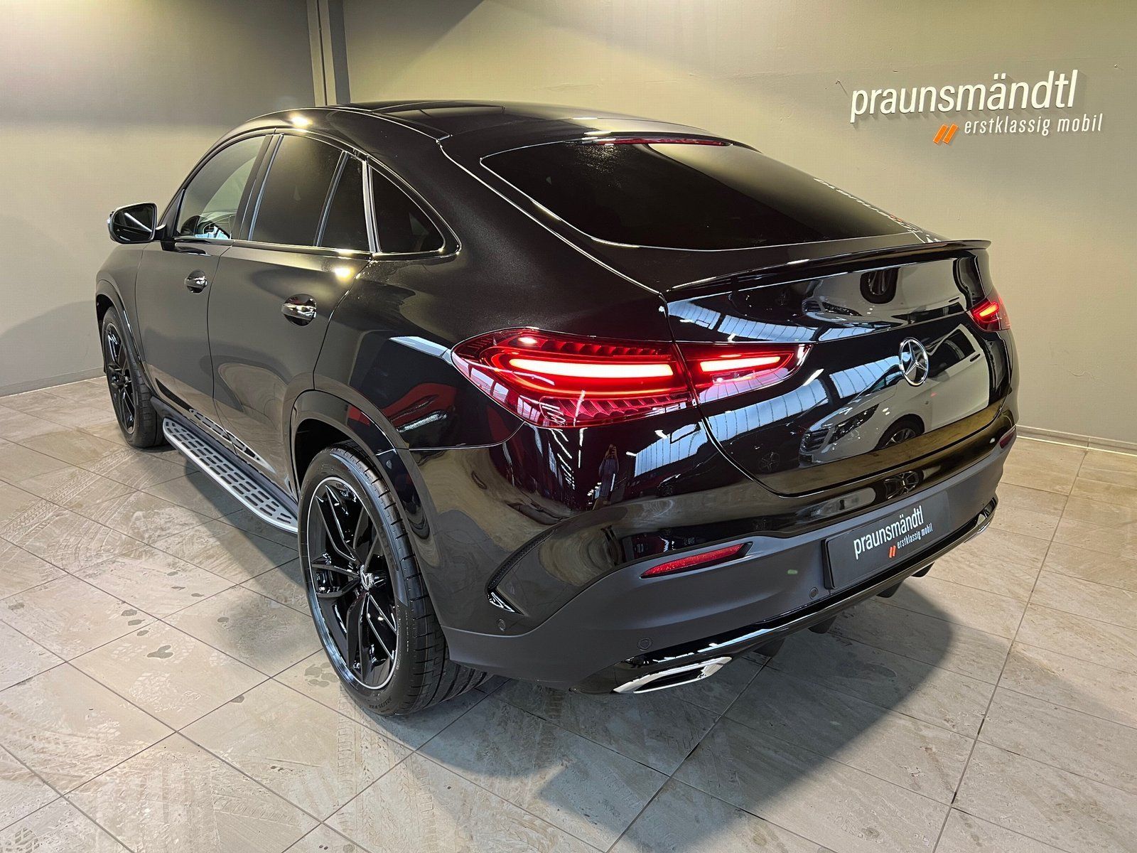 Mercedes-Benz GLE 450 d 4M Cp AMG Pano/AHK/Dist/StaHg/22"/Soun