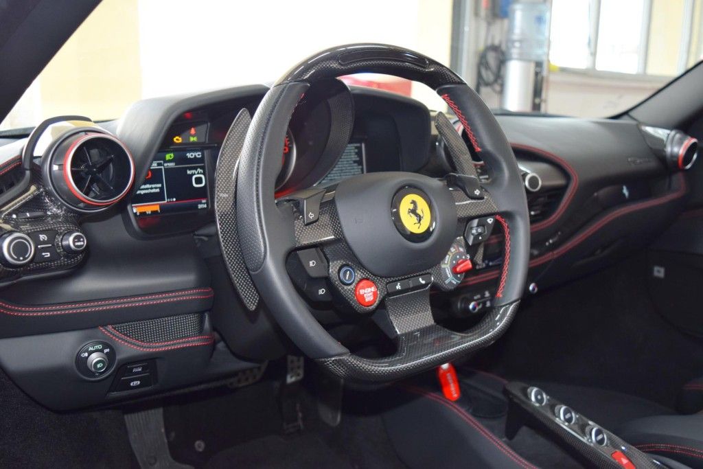 Ferrari F8 Spider - Samsaru's Car Outlet