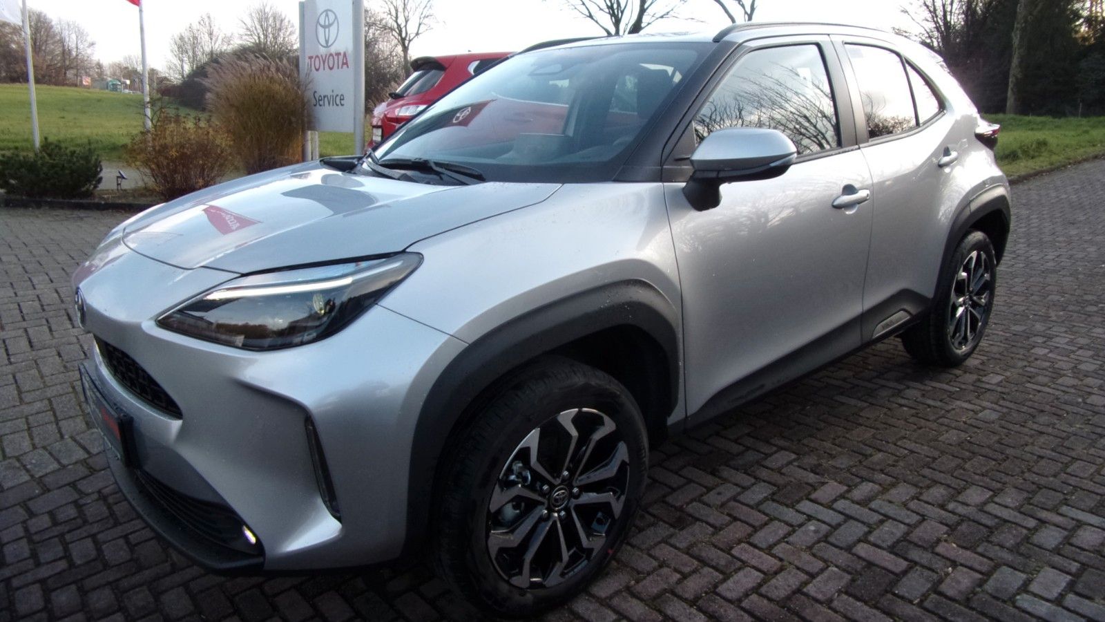 Toyota Yaris Cross 1,5-l-VVT-iE Teamplayer Safety P. V