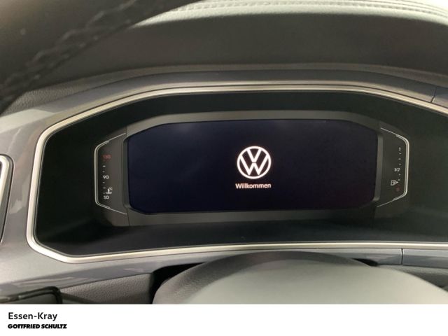 Volkswagen T-Roc 1.5 TSI DSG Style - Samsaru's Car Outlet