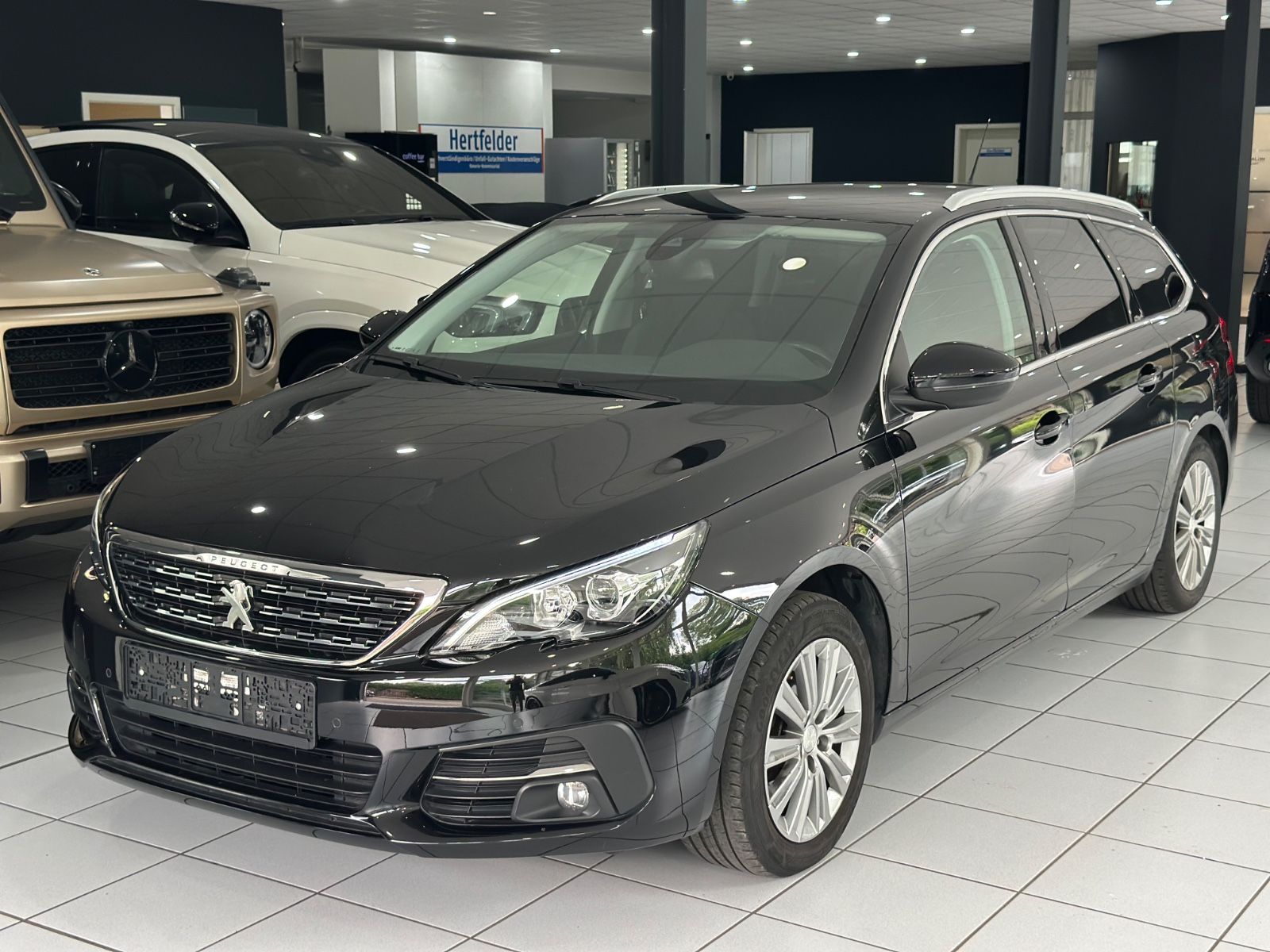 Peugeot 308 SW Allure - Samsaru's Car Outlet
